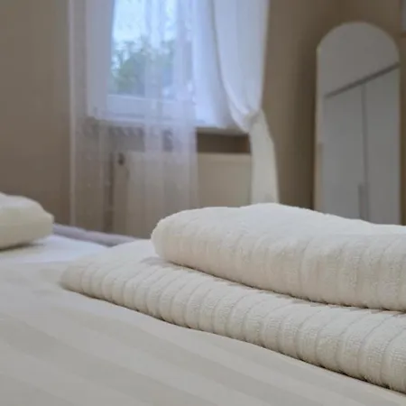 Mary * Эйзенах