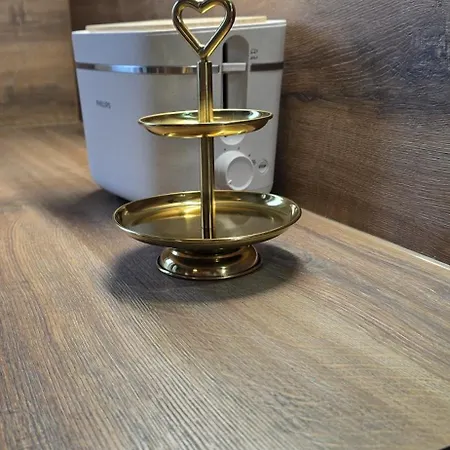 Mary * Эйзенах